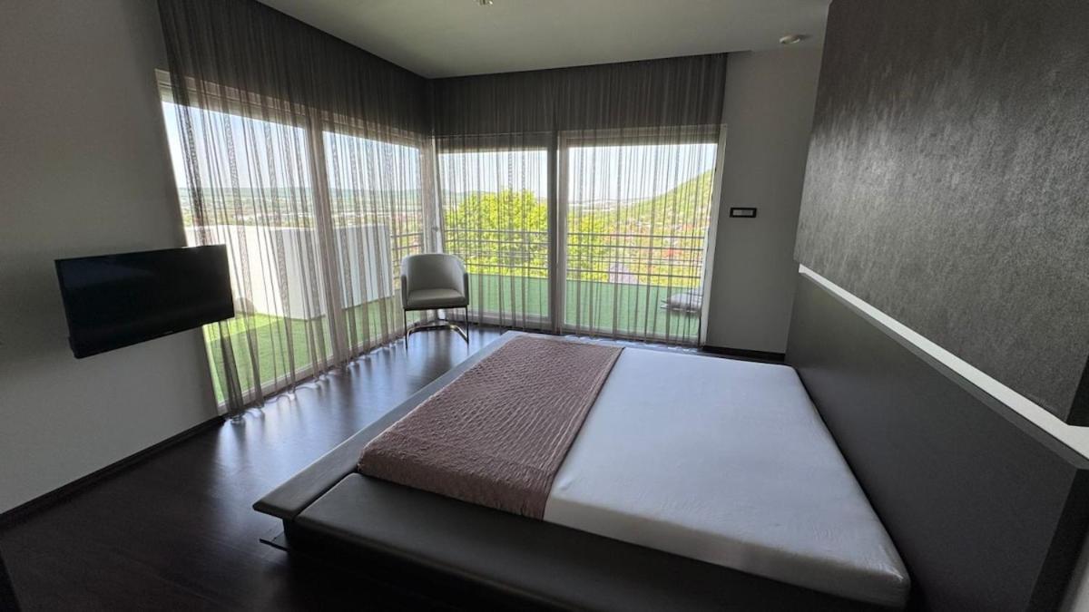 Private Family Villa 布道尔斯 外观 照片